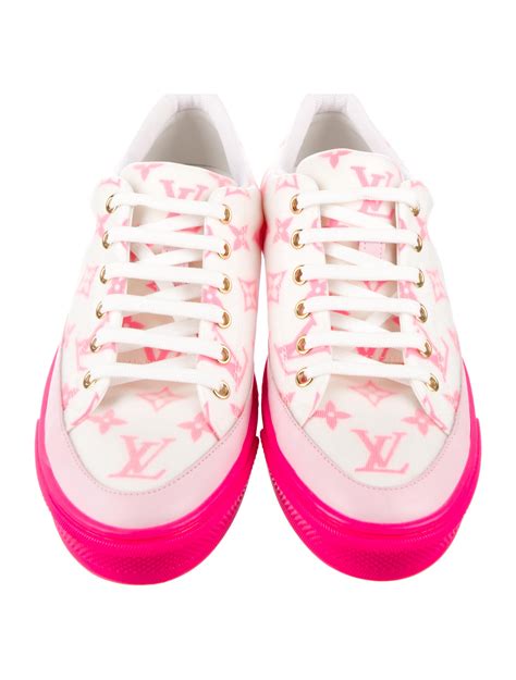 hoe vallen louis vuitton sneakers|Louis Vuitton female sneakers.